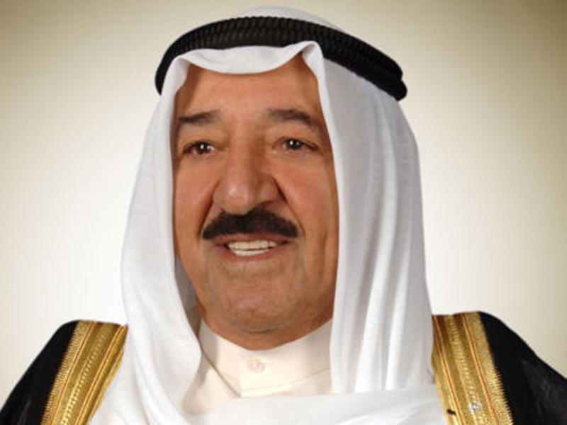 سمو الأمير يتلقى اتصالا هاتفيا من رئيس وزراء مملكة البحرين